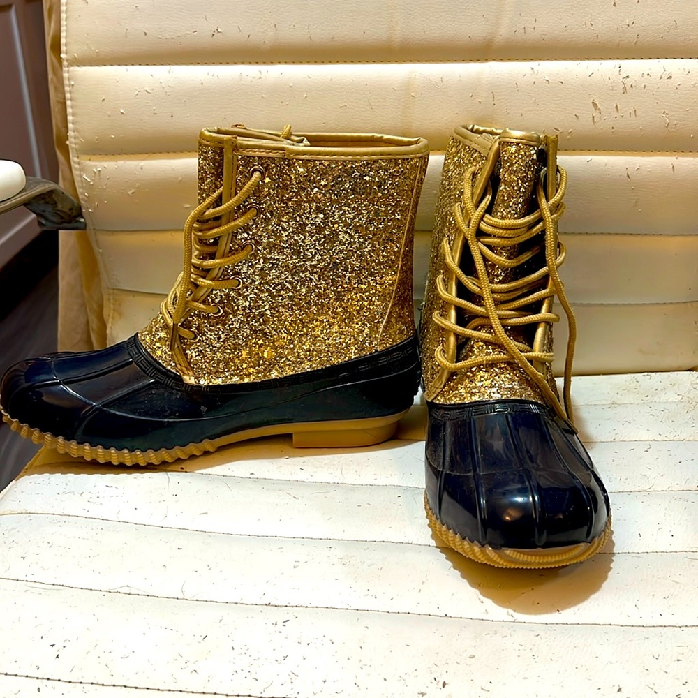 Gold sparkly rain boots. 7m - bought from belk a year ago. Worn once.